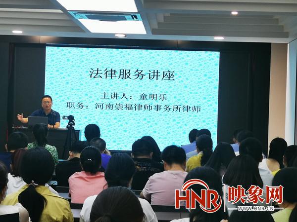 律师法律服务活动，推动法治社会建设的强大动力